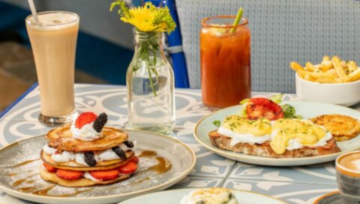 Savor the Spectacle: Live Culinary Brunch Extravaganza at Out of the Blue